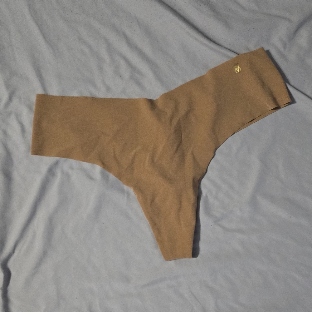 NWT Victoria's Secret Tan Seamless Panties
